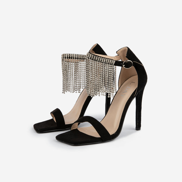 Square-toed pumps with suede effect