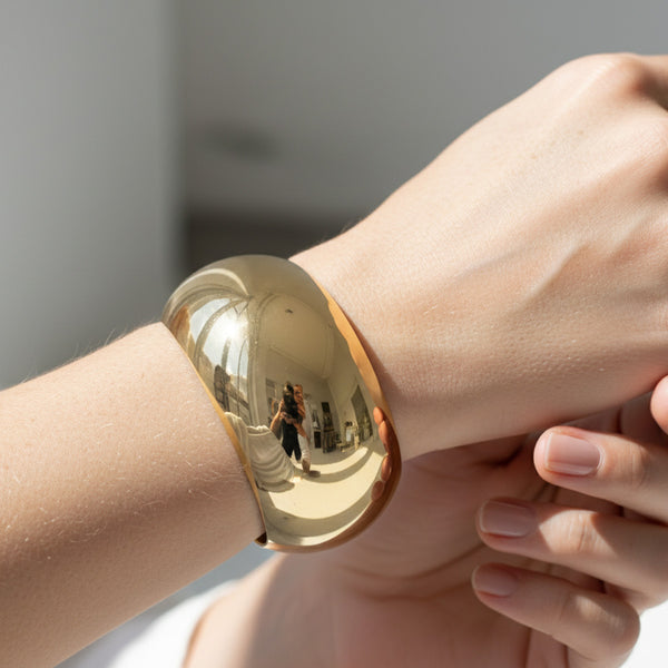 Bracelet Large À Finition Brillante