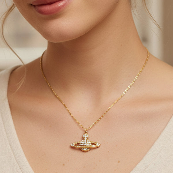 Collier Délicat Planète Incrustée De Strass